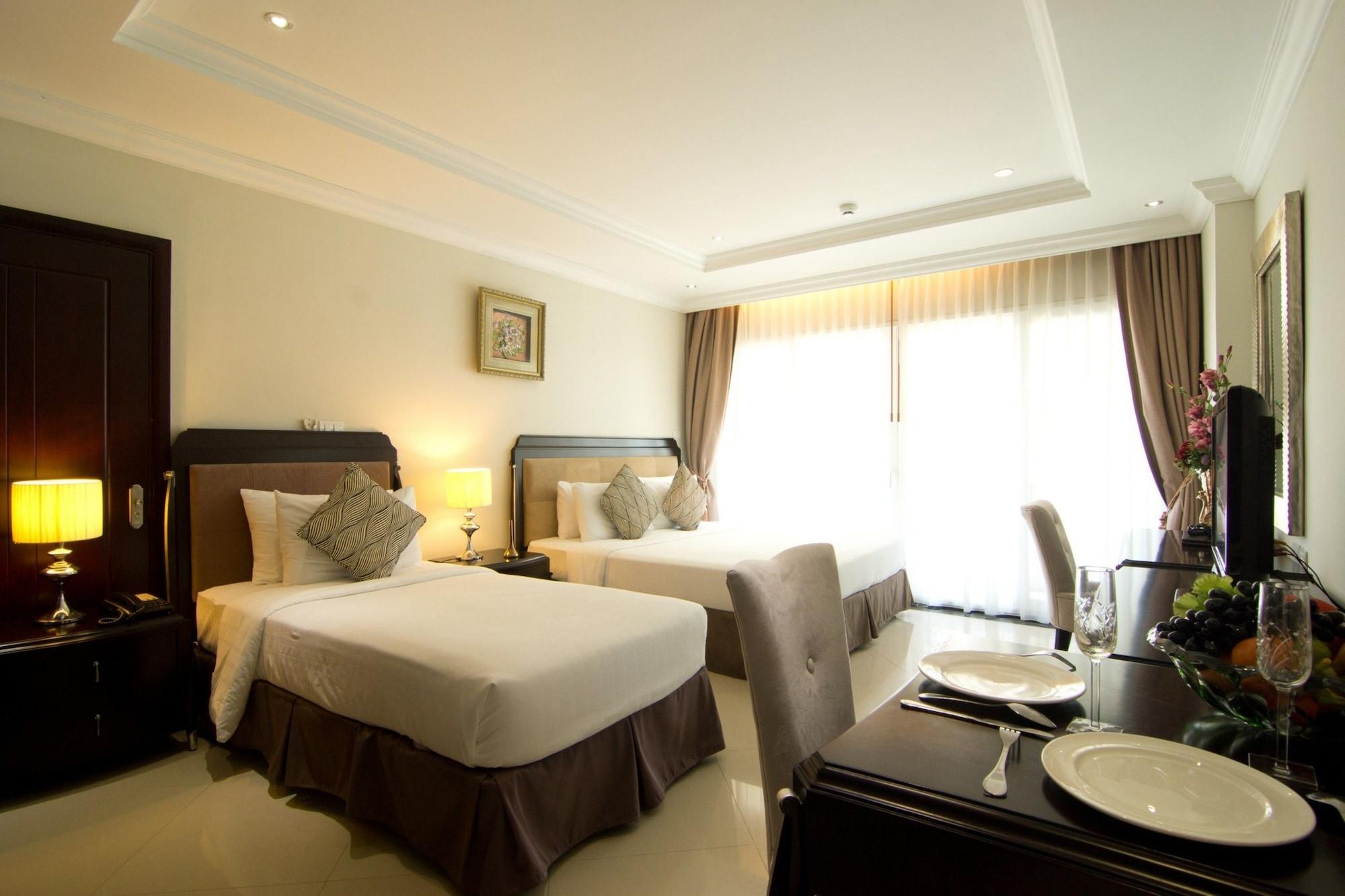 Hotel Lk Legend Pattaya Exterior foto